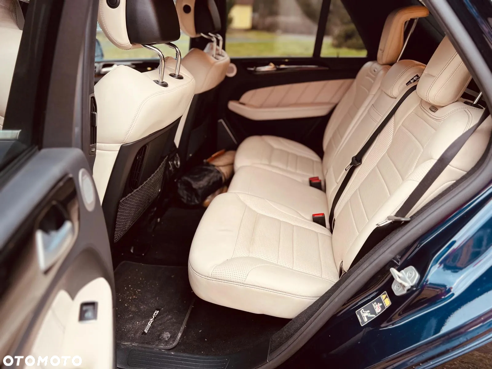 Mercedes-Benz ML 63 AMG 4Matic AMG SPEEDSHIFT 7G-TRONIC AMG Performance Package - 12