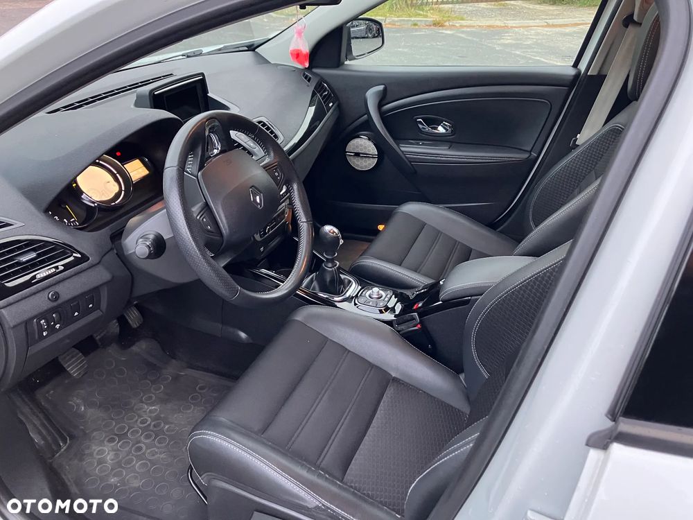 Renault Megane 1.2 16V TCE Energy Bose Edition - 10