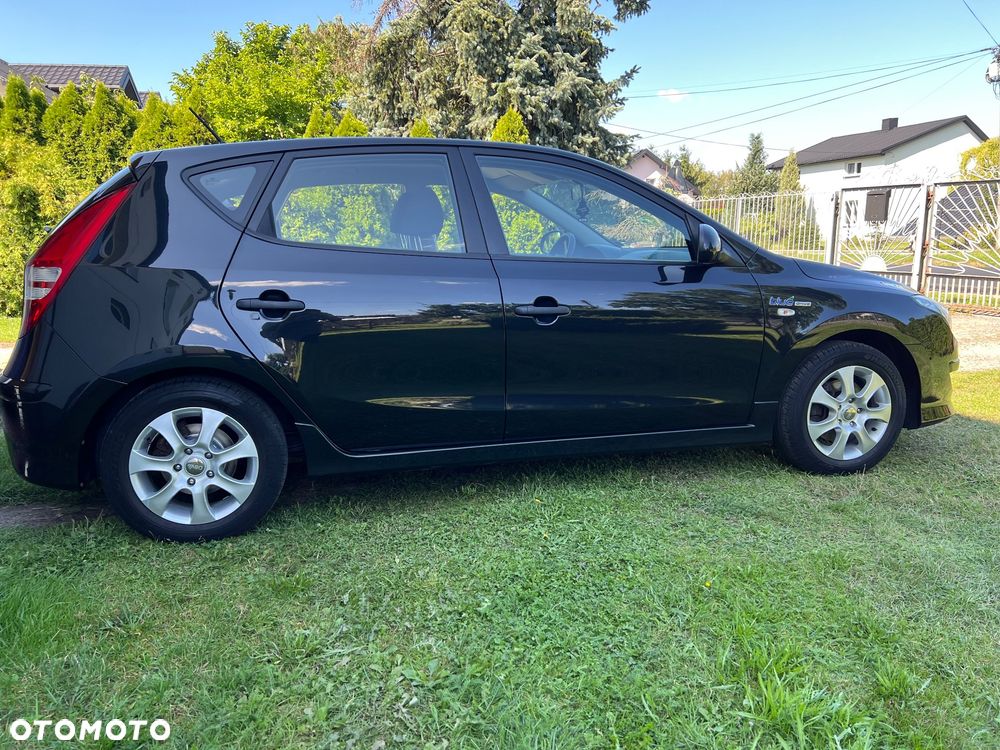 Hyundai i30 1.4 Blue Comfort - 14