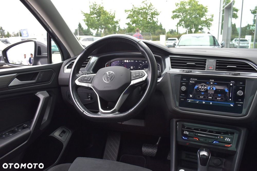 Volkswagen Tiguan Allspace - 11