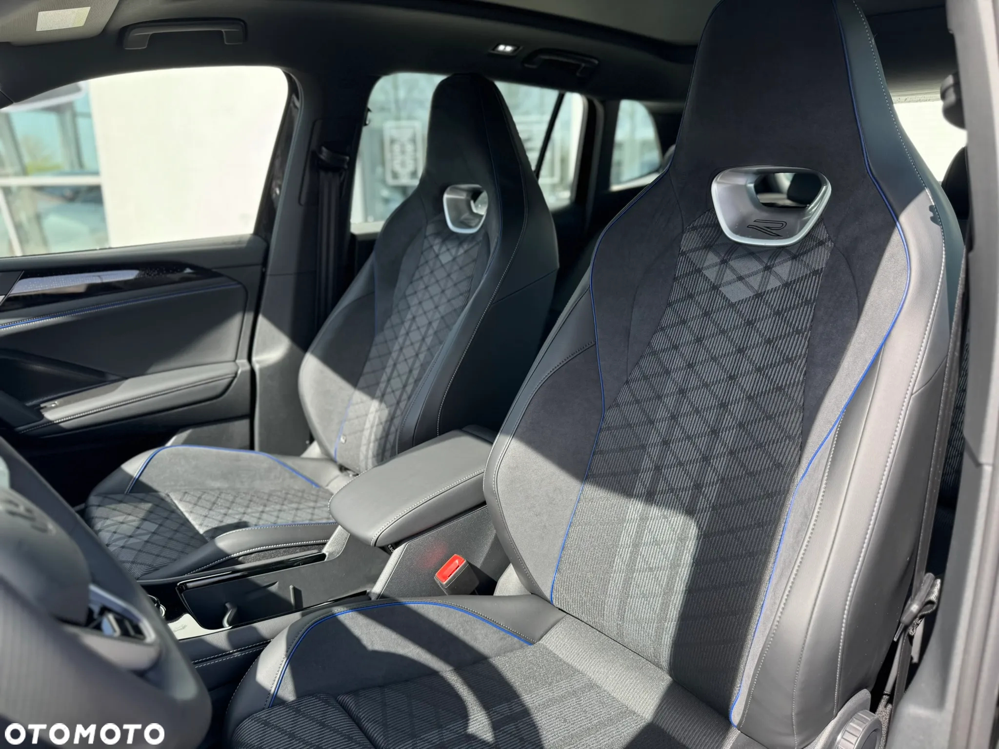 Volkswagen Tiguan 2.0 TDI 4Mot R-Line DSG - 14