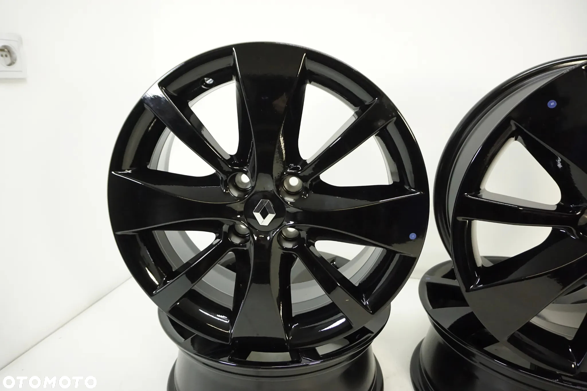 Felgi Aluminiowe 16 Renault Captur Zoe Clio Dacia Logan Dokker Sandero Jogger Stepway Lodgy Mitsubishi Colt 4x100 - 6