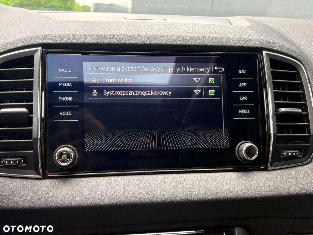 Skoda Karoq 1.5 TSI ACT Style - 25