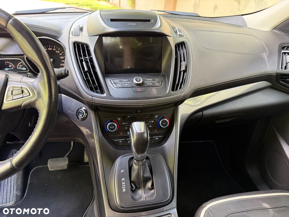 Ford Kuga 2.0 TDCi 4x4 Vignale - 13