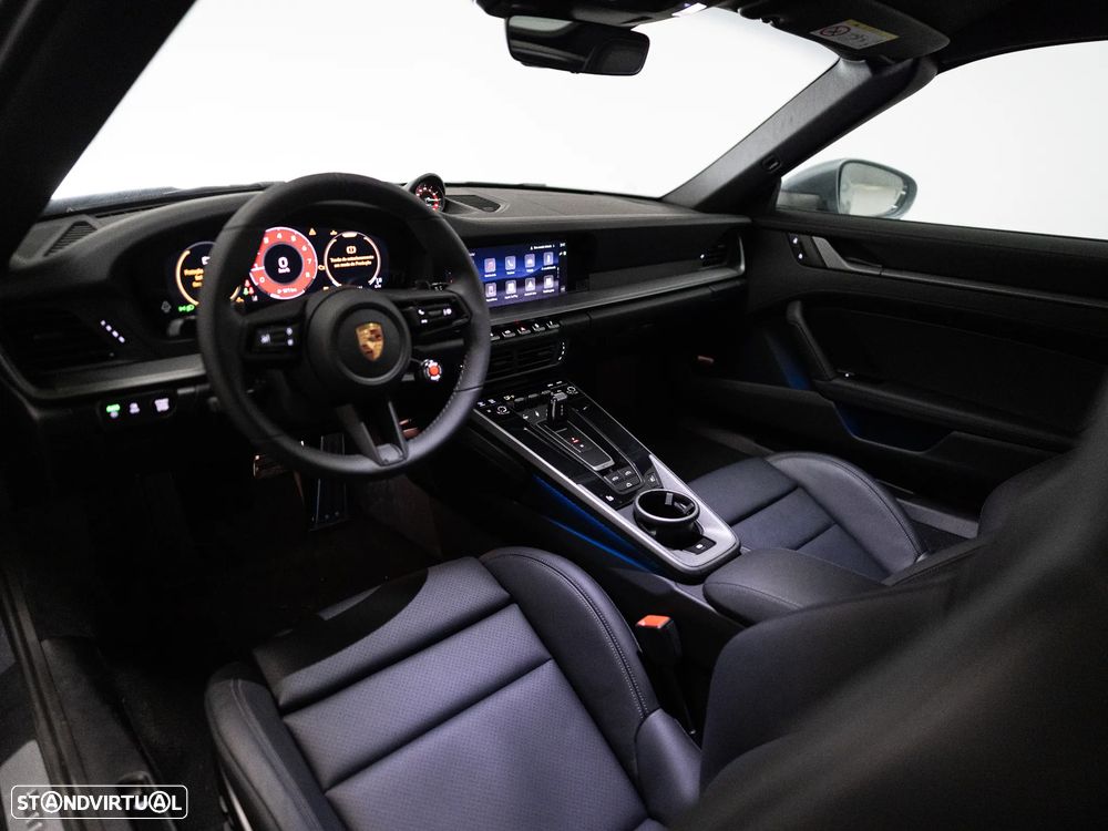 Porsche 911 (992) Carrera GTS PDK - 28