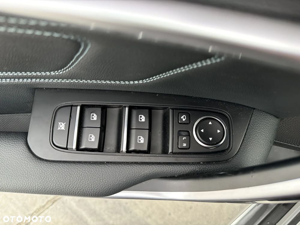 Kia XCeed 1.6 T-GDI Tribute DCT - 22