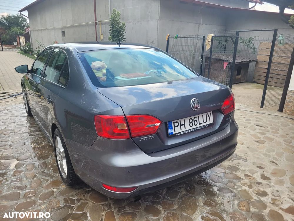 Volkswagen Jetta 1.2 TSI BlueMotion Technology - 9
