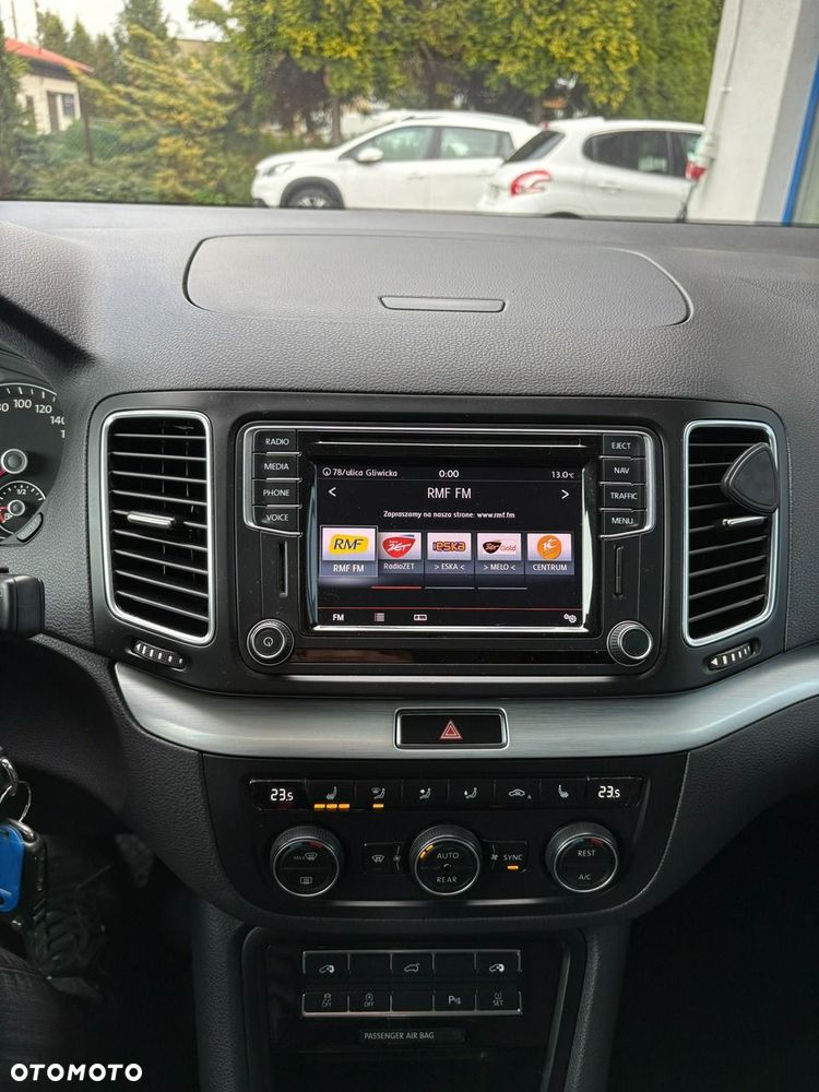 Volkswagen Sharan - 24