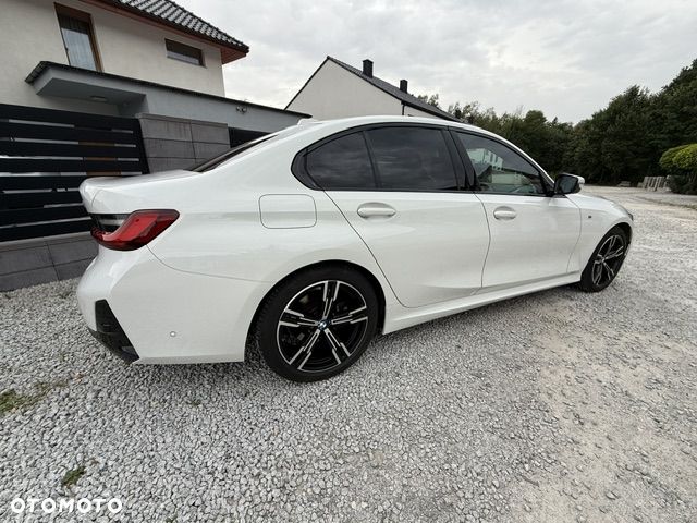 BMW Seria 3 318i M Sport - 2