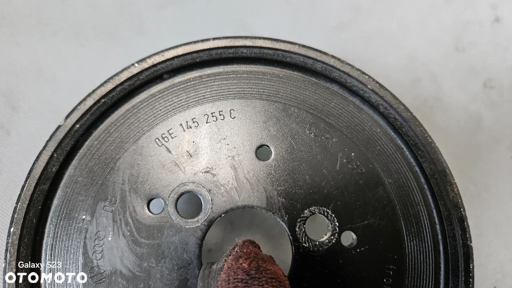 Koło pasowe pompy wspomagania Audi A4 A5 A6 C6 A8 D3 3,0 3,2 FSI 06E145255C - 3