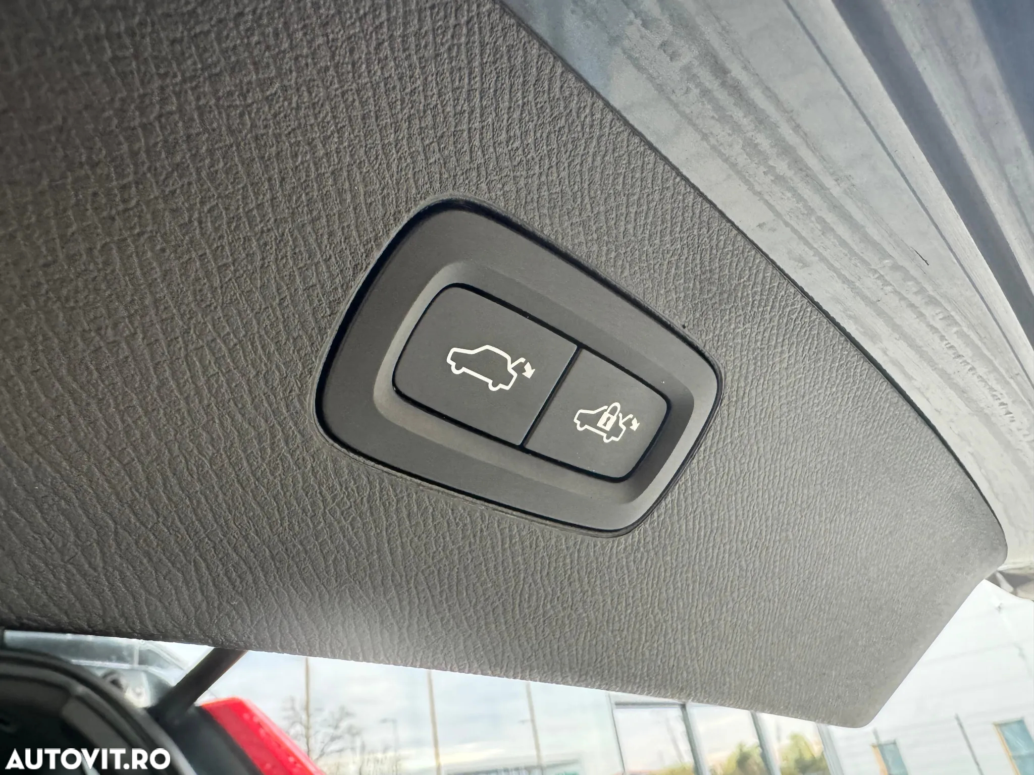 Volvo XC 90 T8 AWD Recharge Geartronic RDesign - 36