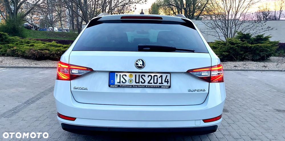 Skoda Superb 2.0 TDI Style - 13