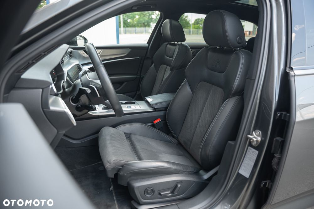 Audi A6 Avant 55 TFSI e quattro S tronic sport - 24