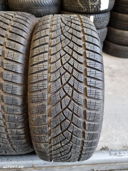 225/50/18 Goodyear 4piese Runflat - 3