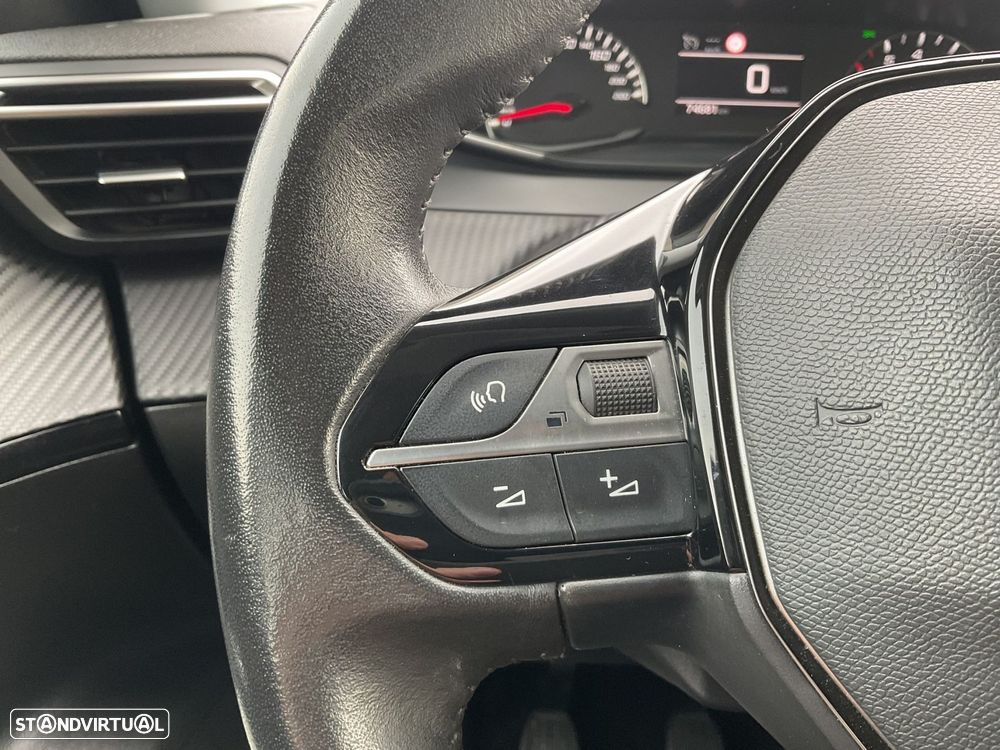 Peugeot 2008 1.2 PureTech Active Pack - 35