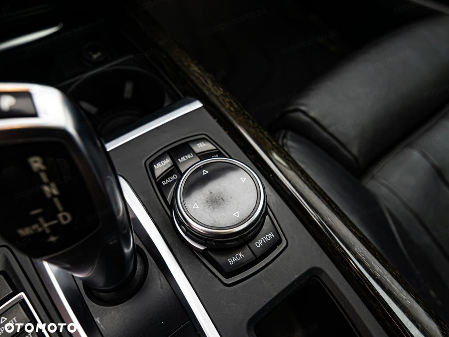 BMW X5 xDrive40d - 28
