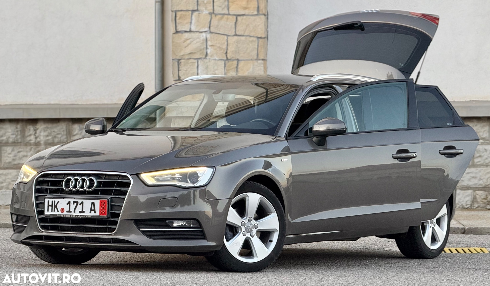 Audi A3 2.0 TDI Sportback S tronic S line Sportpaket - 17