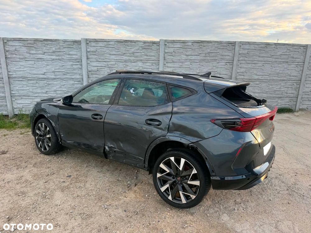Cupra Formentor 1.5 e-Hybrid DSG VZ - 4