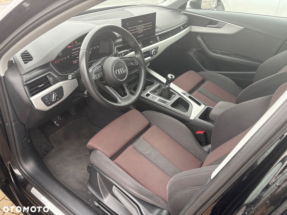 Audi A4 Avant 35 TFSI mHEV - 8
