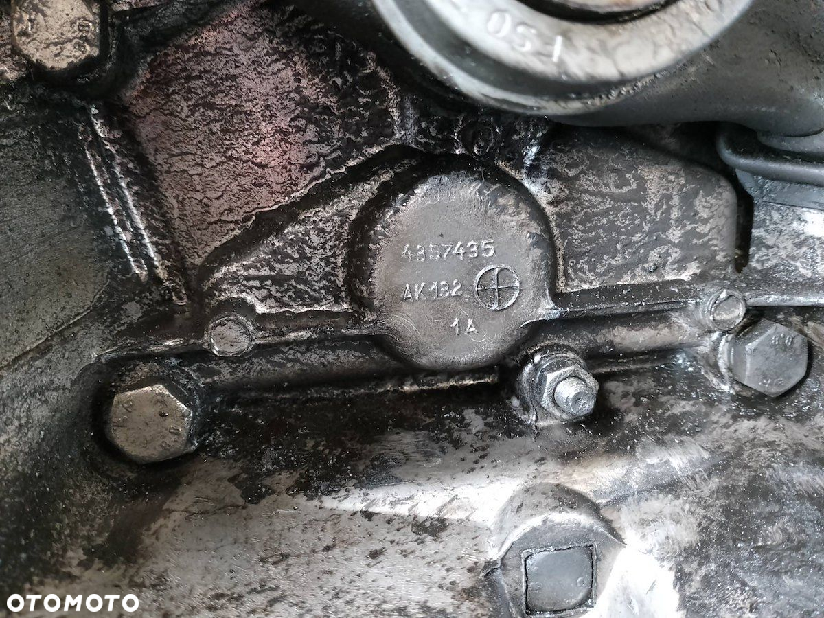 SKRZYNIA BIEGÓW MANUALNA FIAT 125P 1.5 - 5