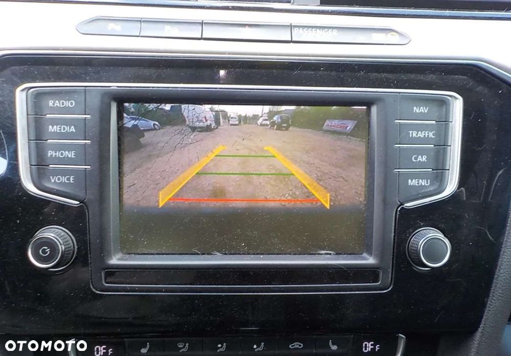 Volkswagen Passat Variant 1.6 TDI SCR DSG - 28