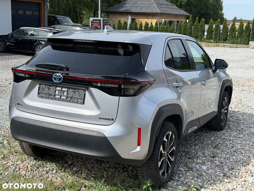 Toyota Yaris Cross 130 1.5 VVT-i Team Deutschland - 6