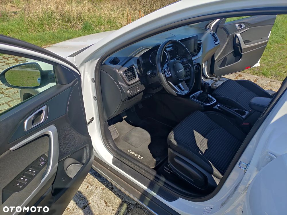 Kia XCeed - 8