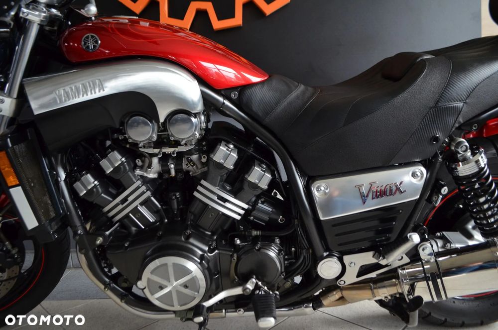 Yamaha V-MAX - 23