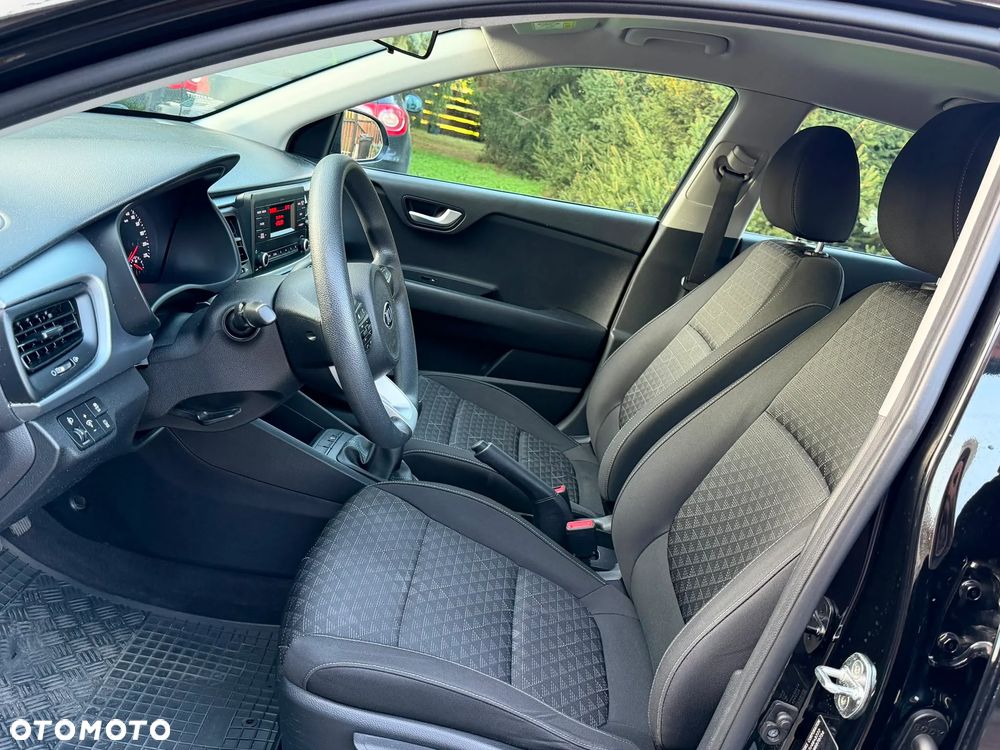 Kia Rio 1.4 M - 36