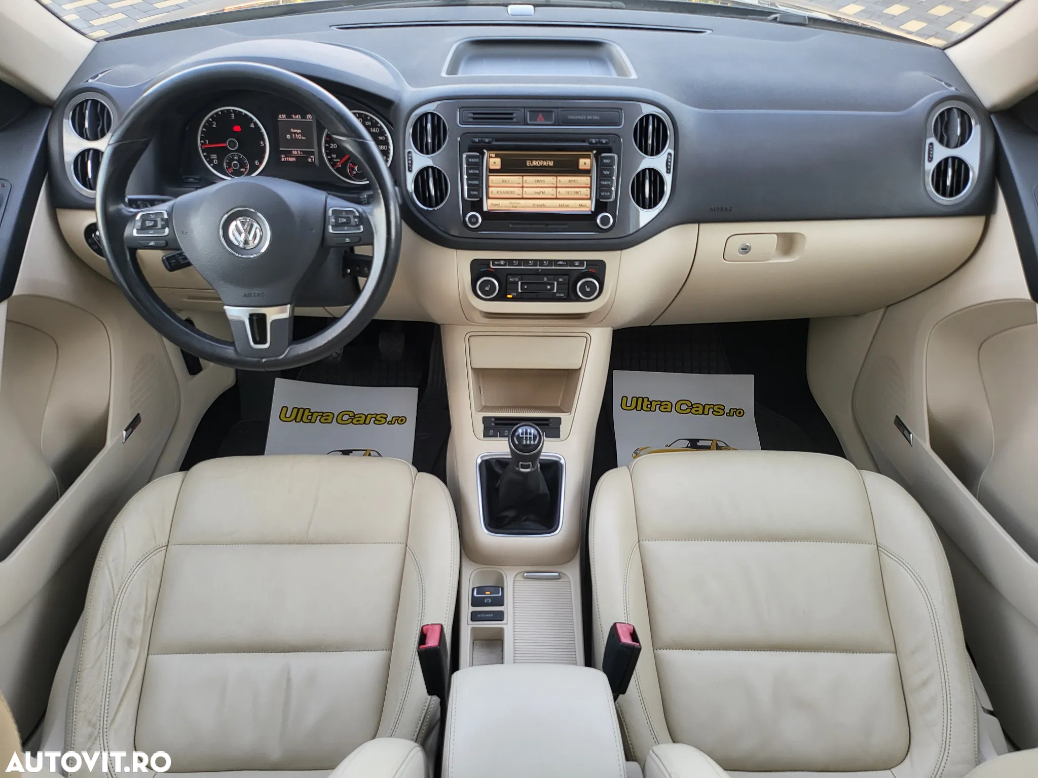 Volkswagen Tiguan 2.0 TDI 4Motion Track & Field - 9