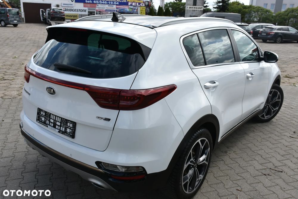 Kia Sportage 2,0 CRDI AWD GT Line - 2