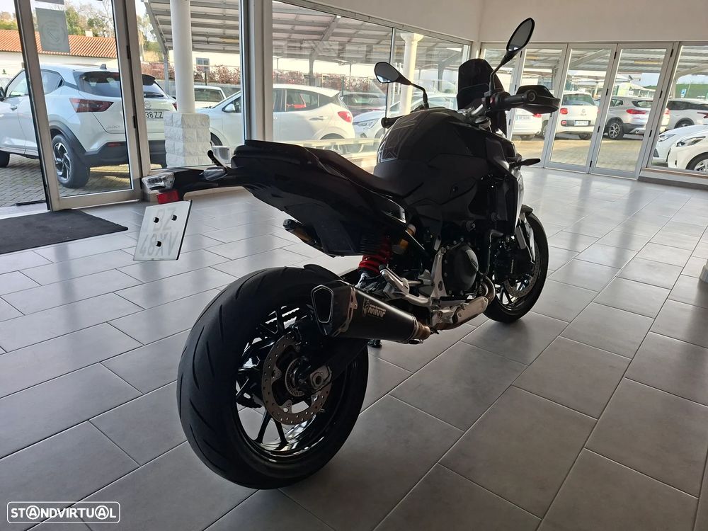 BMW F 900 R Triple Black - 6