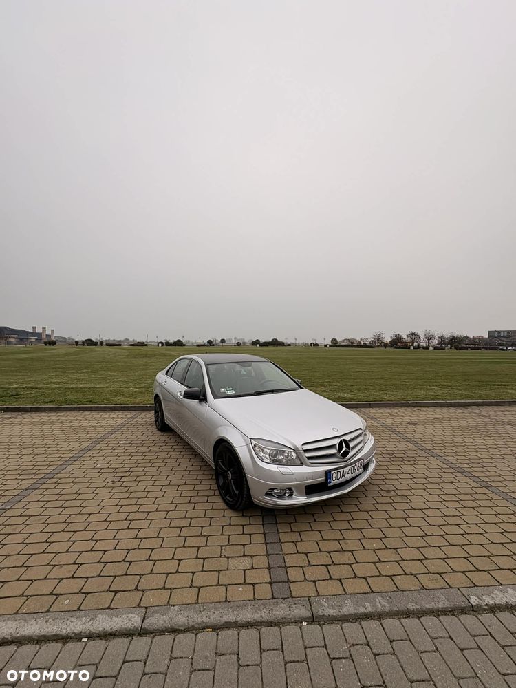 Mercedes-Benz Klasa C 180 K BlueEff Classic - 18