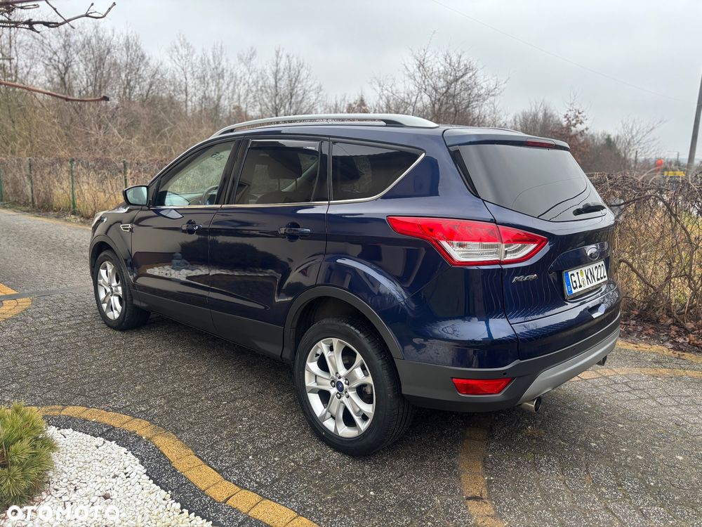 Ford Kuga 1.6 EcoBoost 2x4 Titanium - 4