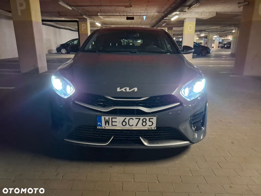 Kia ProCeed 1.5 T-GDI GT Line - 32