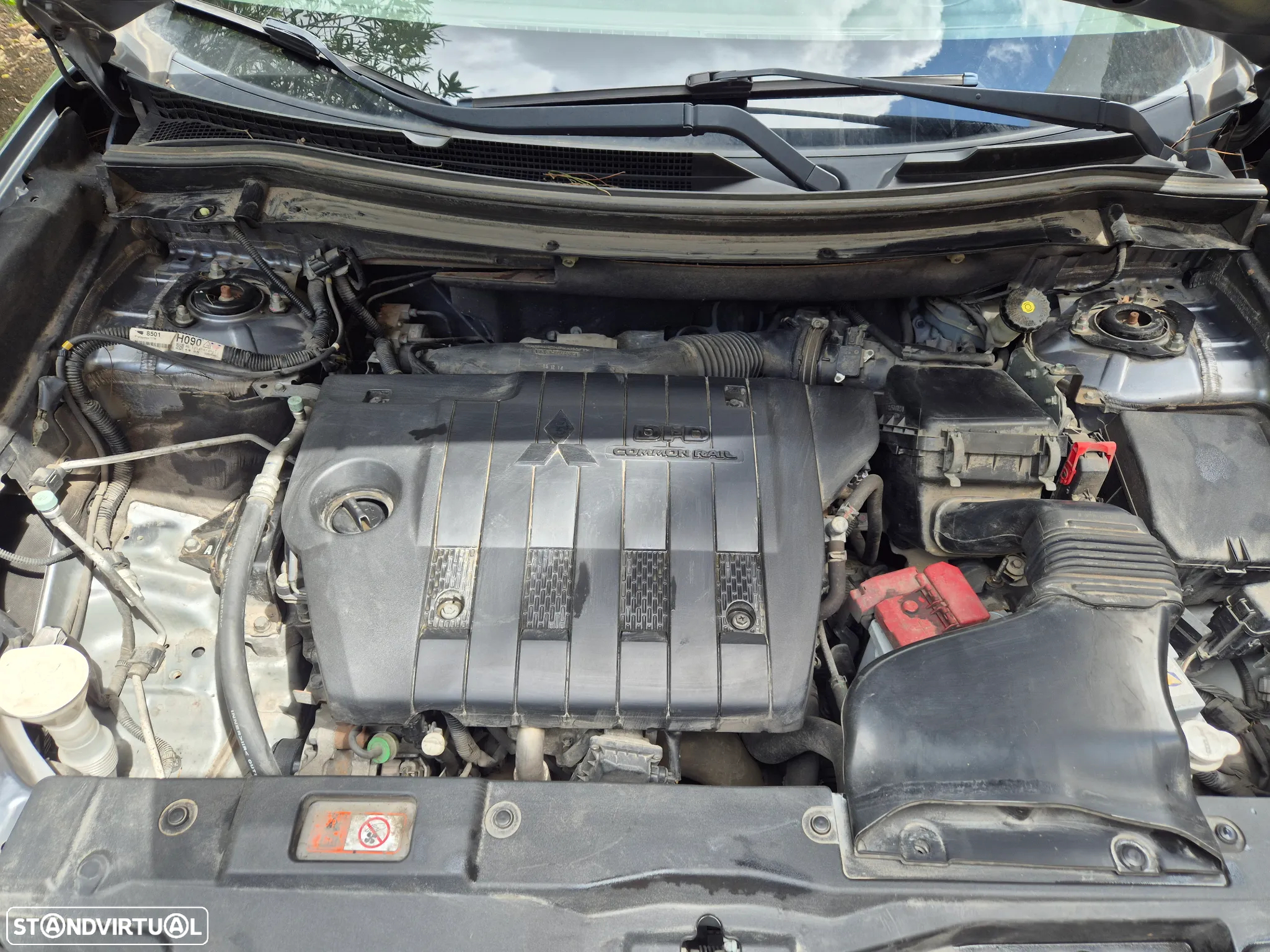 Mitsubishi Outlander 2.2 DI-D Intense - 9