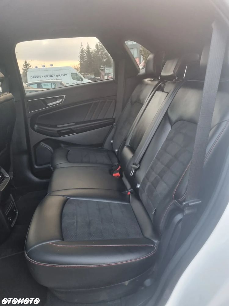 Ford Edge - 19