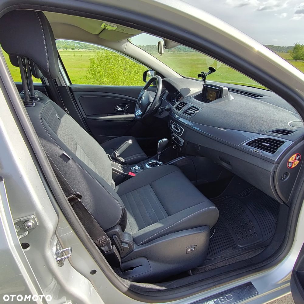 Renault Megane 1.5 dCi Limited EDC - 8