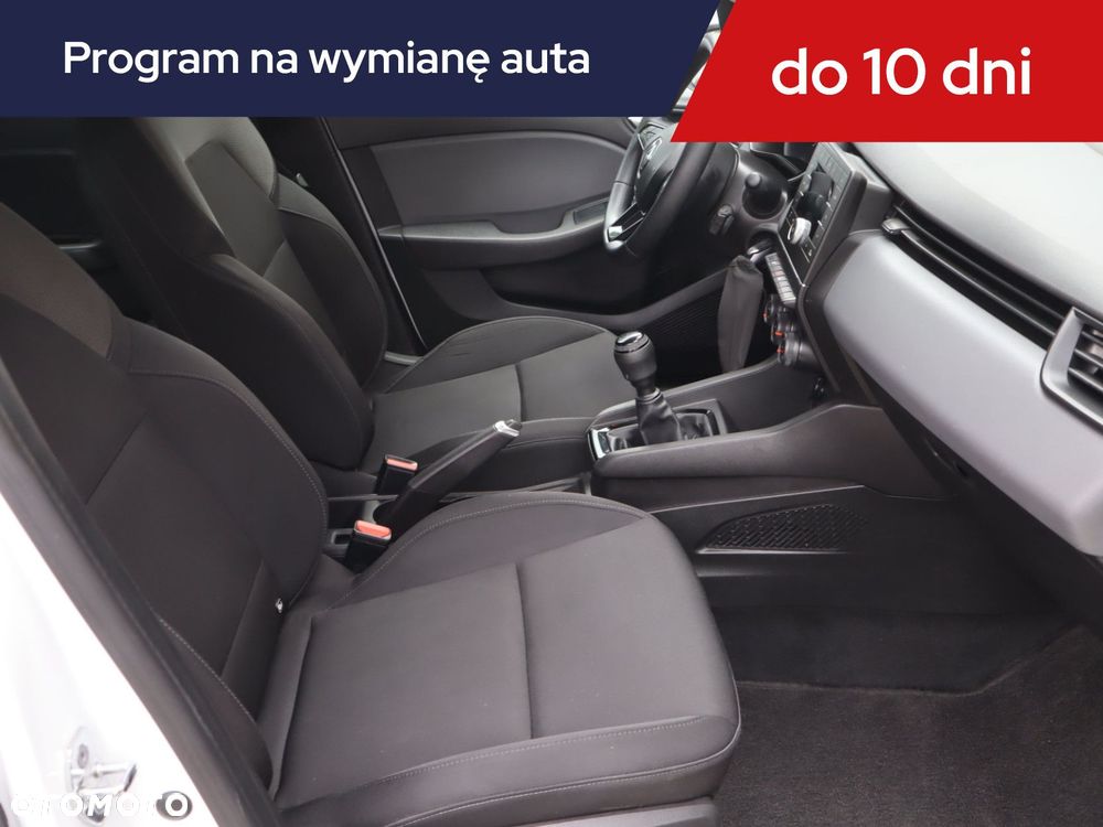 Renault Clio - 11