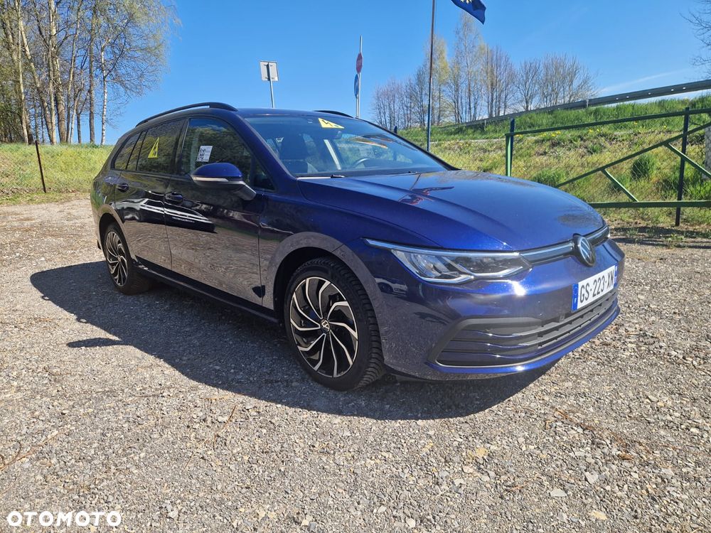 Volkswagen Golf 1.0 eTSI OPF DSG Active
