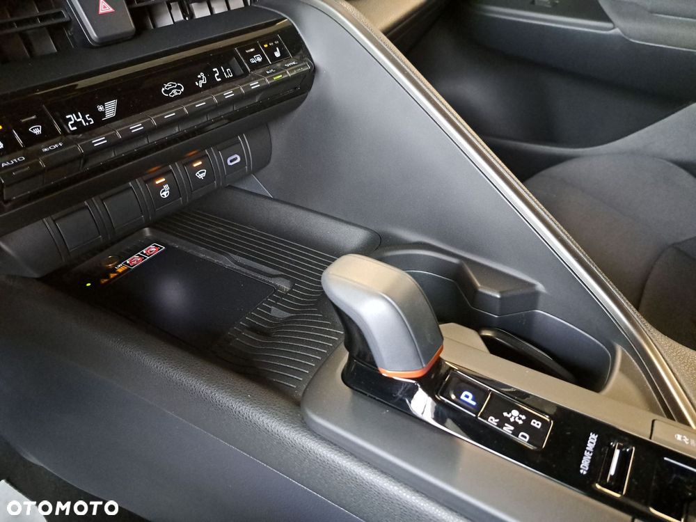 Toyota C-HR - 26