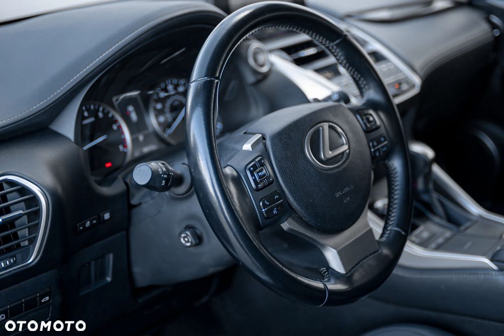 Lexus NX - 9