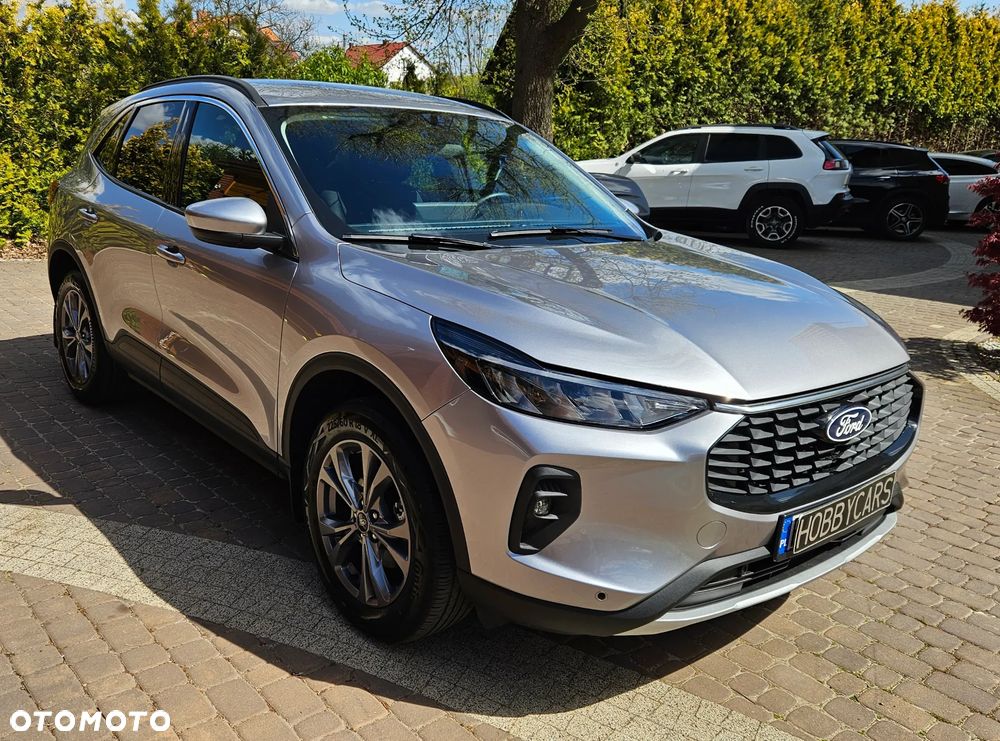 Ford Kuga - 3