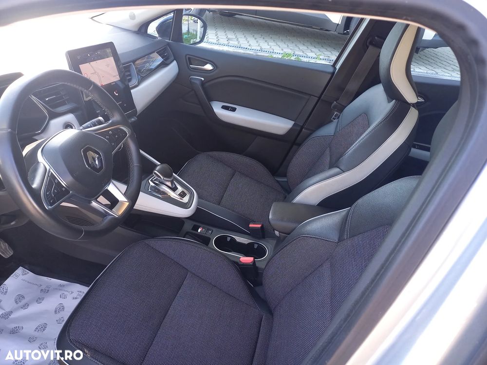 Renault Captur PHEV 160 Engineered - 9