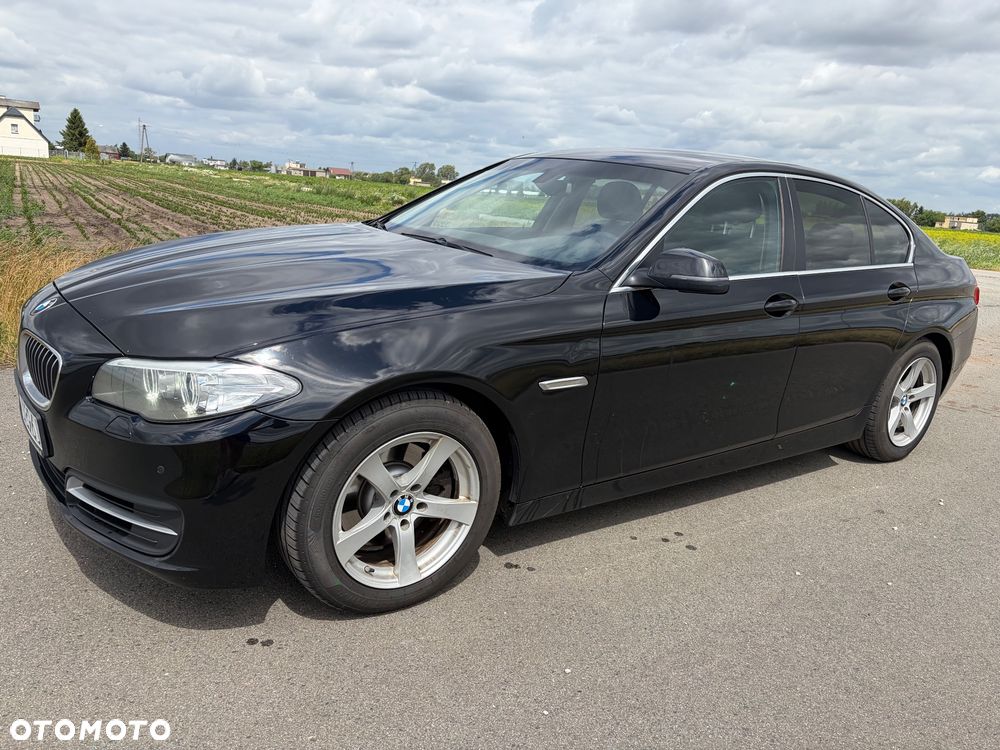 BMW Seria 5 520d Luxury Line - 4