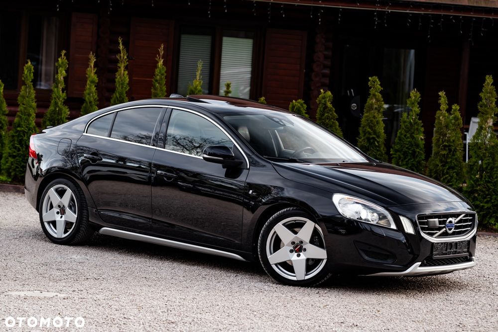 Volvo S60 D5 AWD Geartronic RDesign - 6