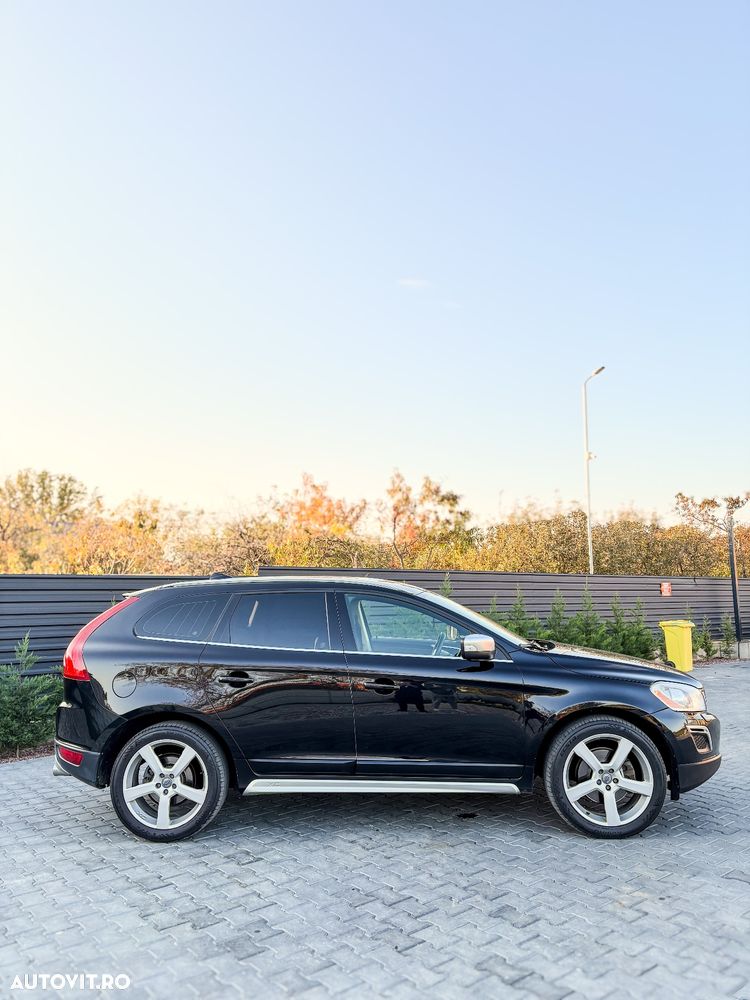 Volvo XC 60 D5 AWD Aut. RDesign - 3