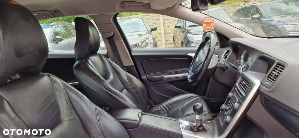 Volvo V60 - 29