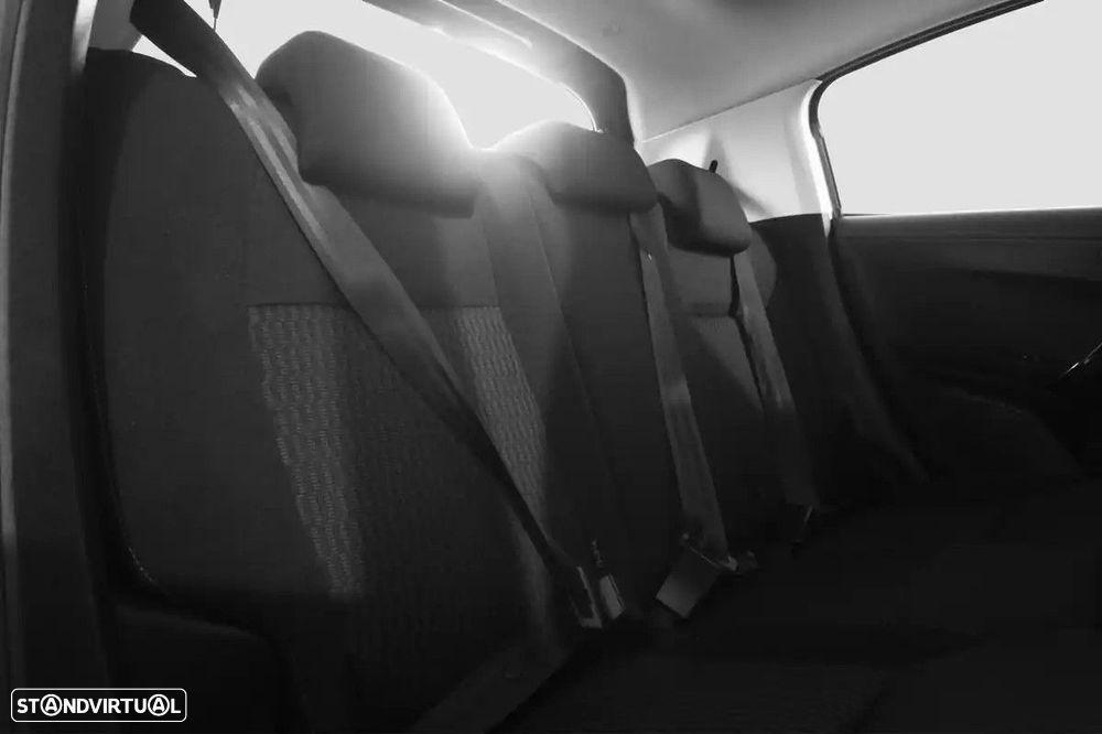 Peugeot 208 1.2 VTi SE Style - 12