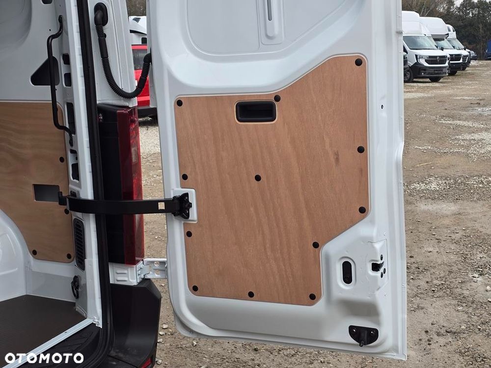 Renault Master dCi L3H2 Extra - 10